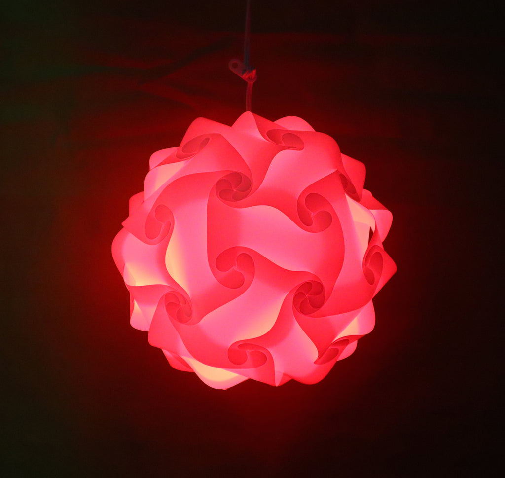 White Color Changing Ball Linked Vinyl Lamp