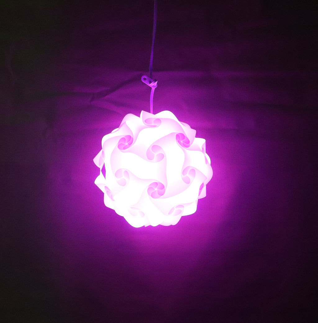 White Color Changing Ball Linked Vinyl Lamp