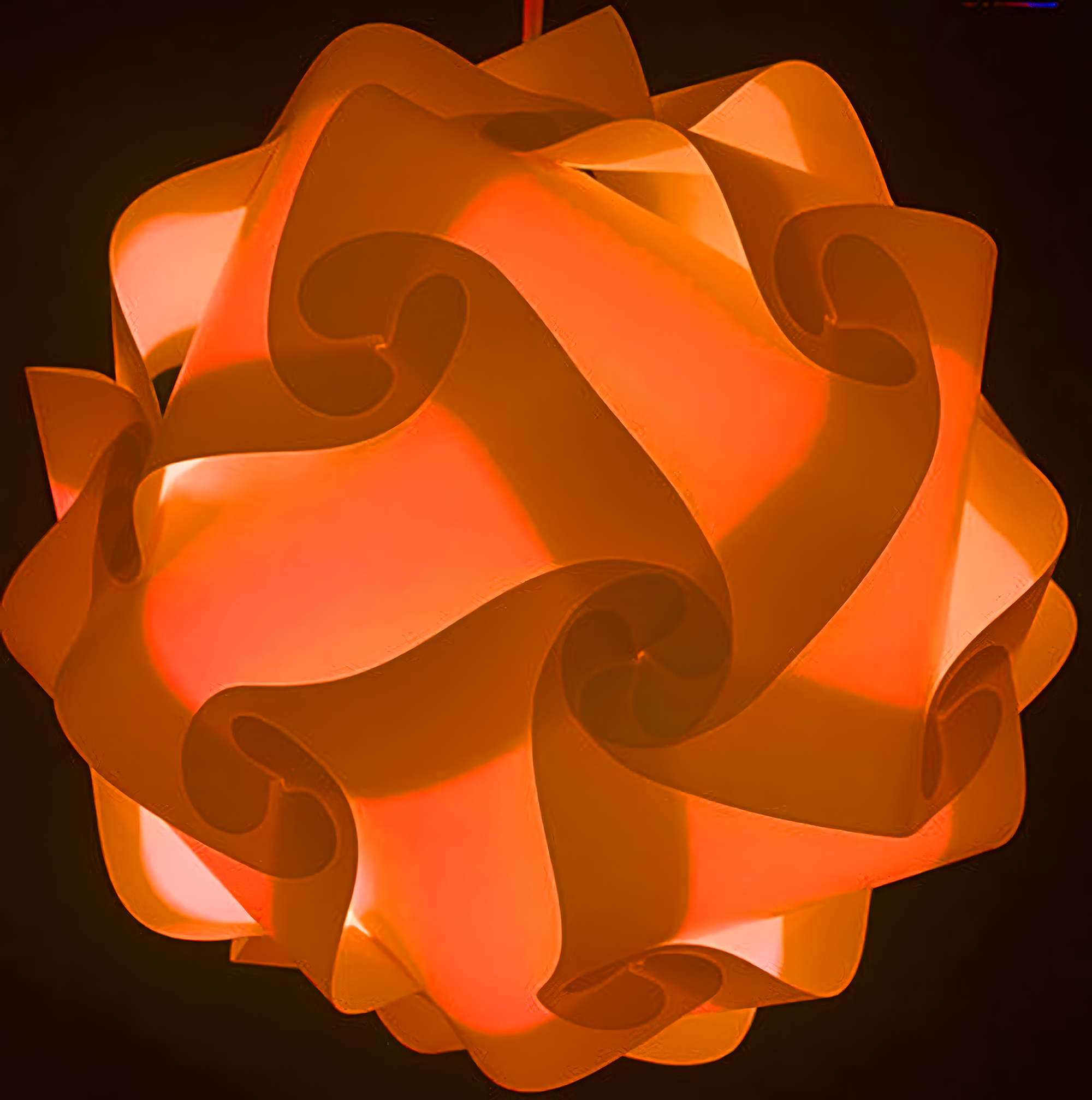 Ball Color Changing Linked Vinyl Lamp